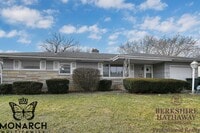 Building Photo - 3 Bedroom Home For Rent