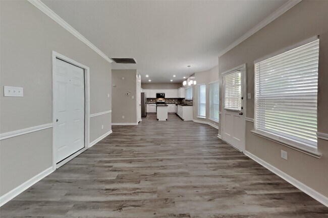 Building Photo - 16306 Ash Point Ln