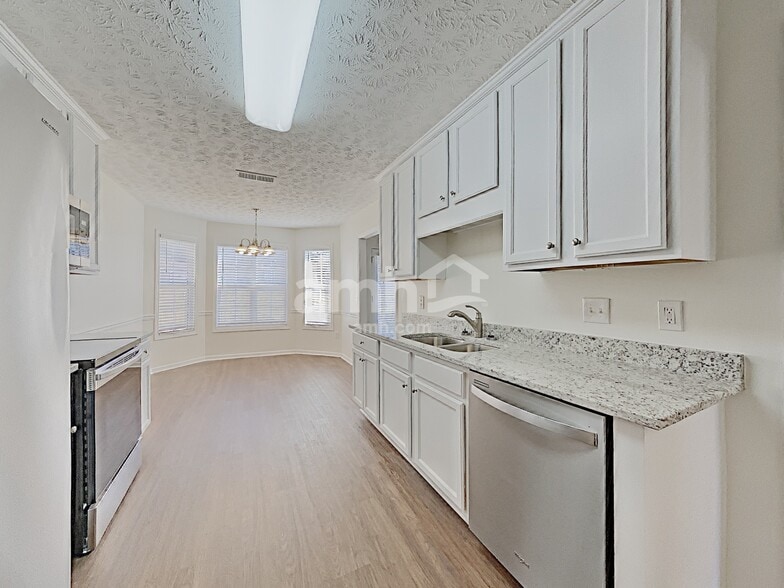 Building Photo - 1354 Webb Meadows Ct