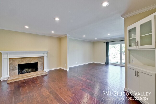 Building Photo - Amazing Cupertino Home!