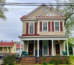 Building Photo - 514 4th St