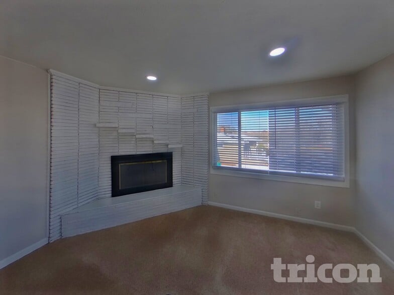 Building Photo - 20 El Sereno Dr