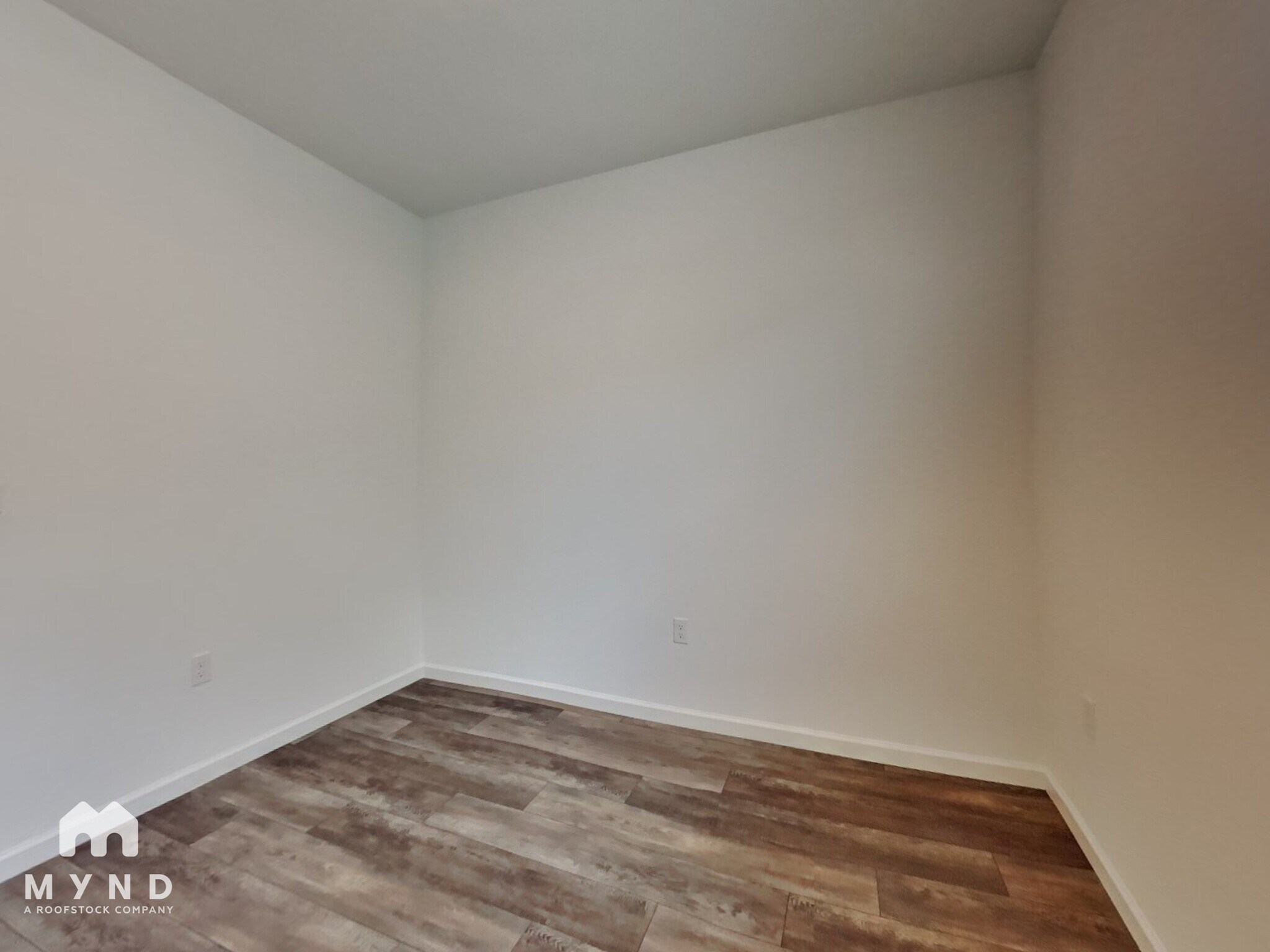 Building Photo - 1688 Matmor Rd