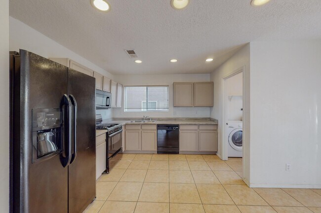Building Photo - 6056 Malpais Park Ave NW