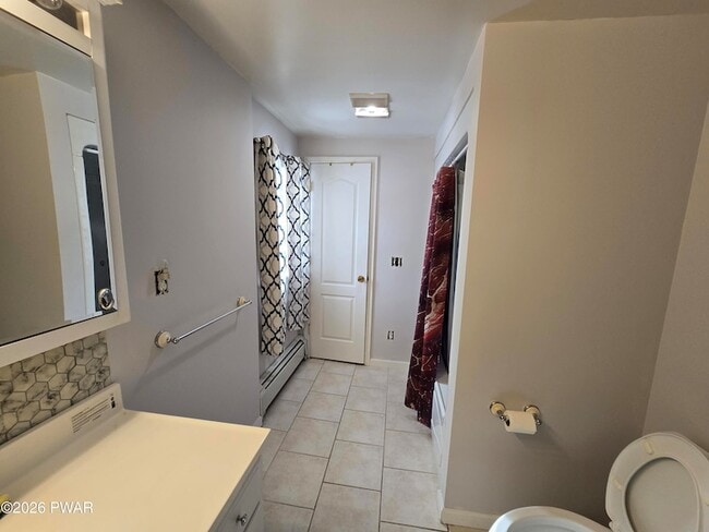 Building Photo - 106 Cottage St