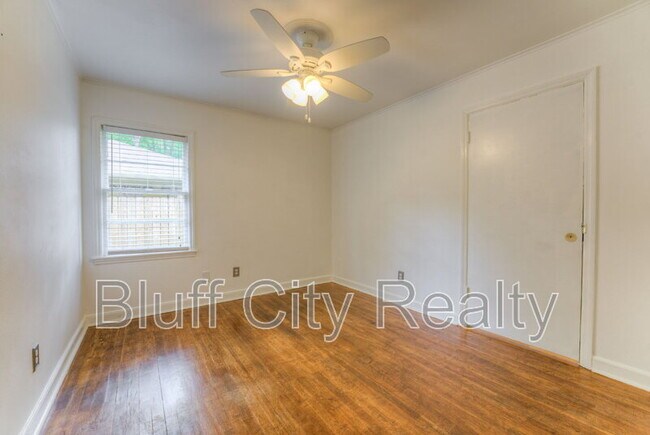 Building Photo - 4560 Boyce Rd