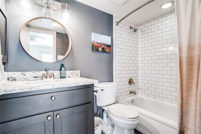 Building Photo - 4017 Buena Vista St