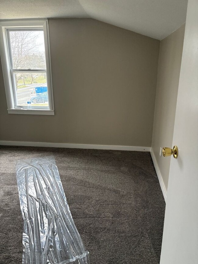 Building Photo - 1878 Spring Rd