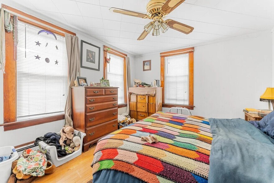 Bedroom - 143 Northern Ave