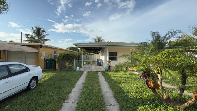 Building Photo - 551 NW 107th St