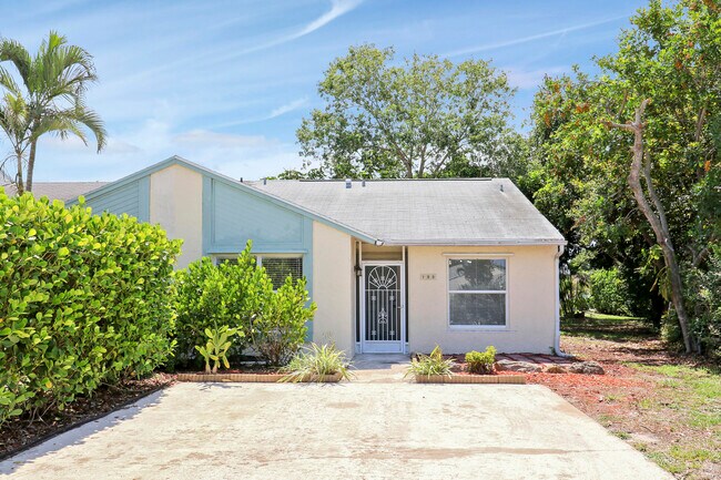 Building Photo - 188 Pinewood Ct