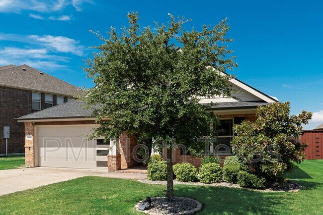 Building Photo - 12009 Fairbanks Ct