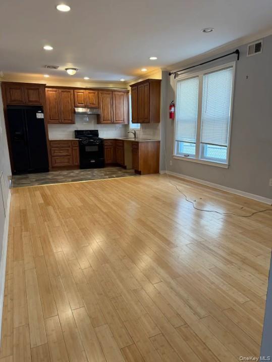 Building Photo - 145-18 Shore Ave