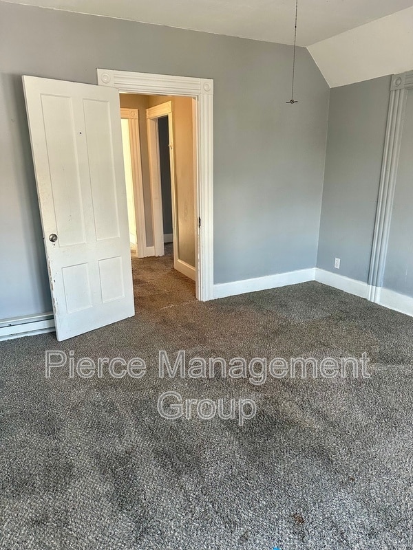 Building Photo - 6 Blake St