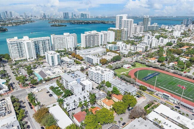 Building Photo - 1024 Lenox Ave.