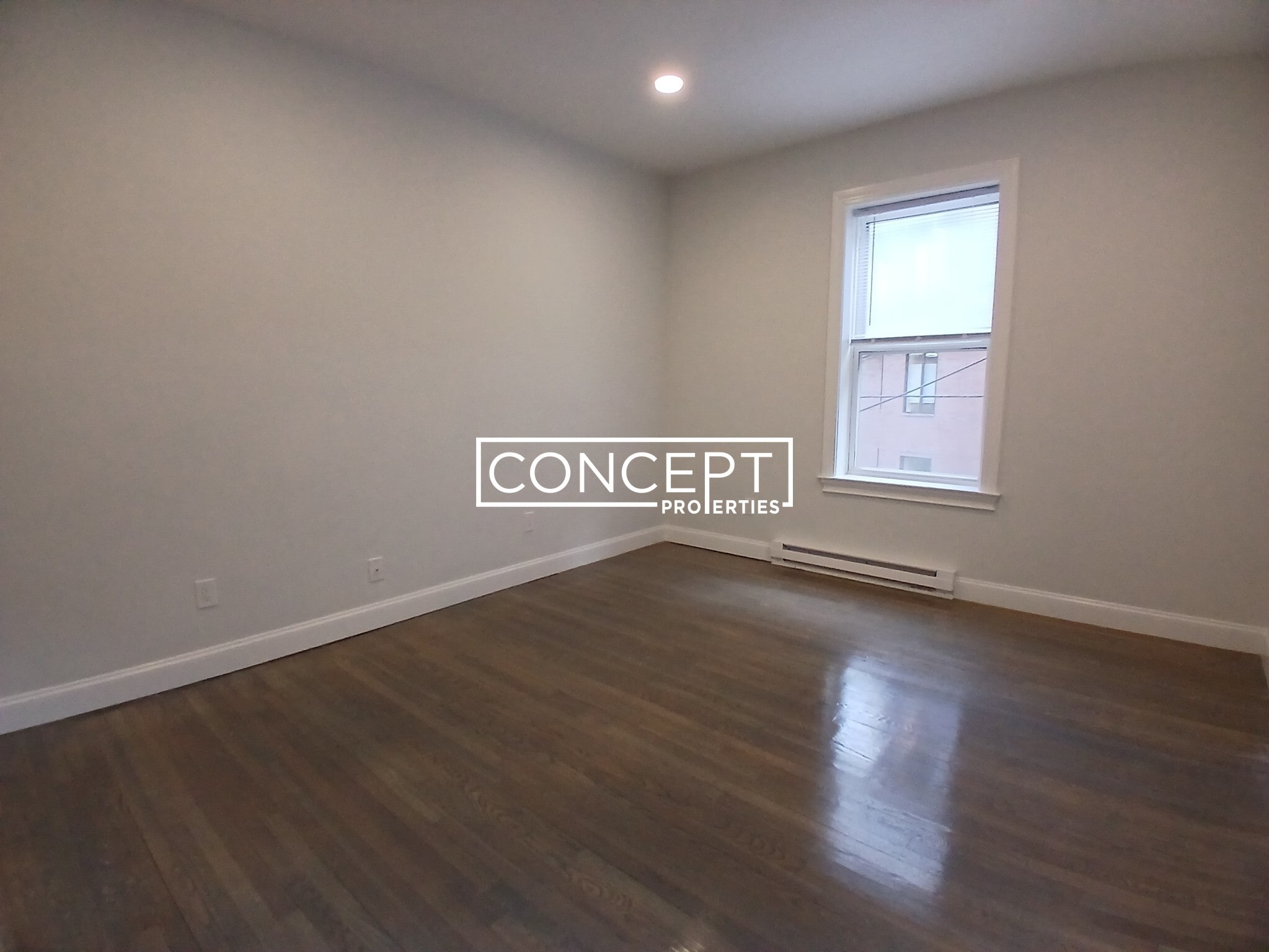 Building Photo - 529 Beacon St