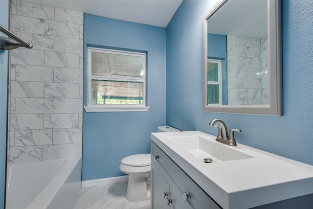 Building Photo - 1701 Merrywood Way