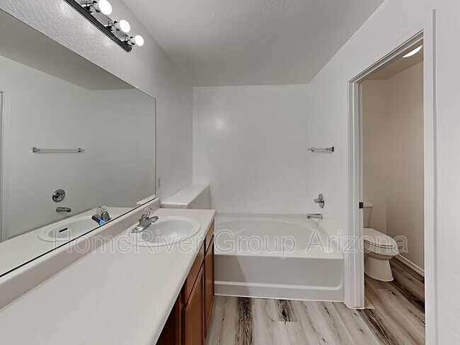 Building Photo - 21424 N 120th Ln