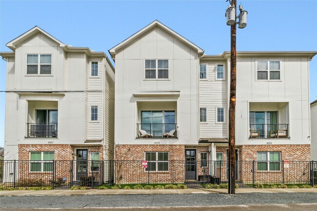 Building Photo - 4905 Avenue J Ave