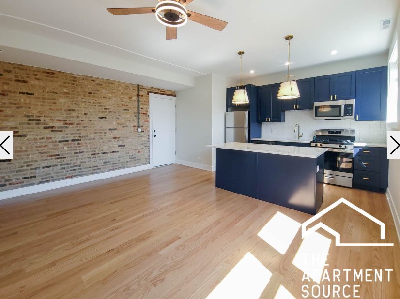 Building Photo - 2020 W Montrose Ave