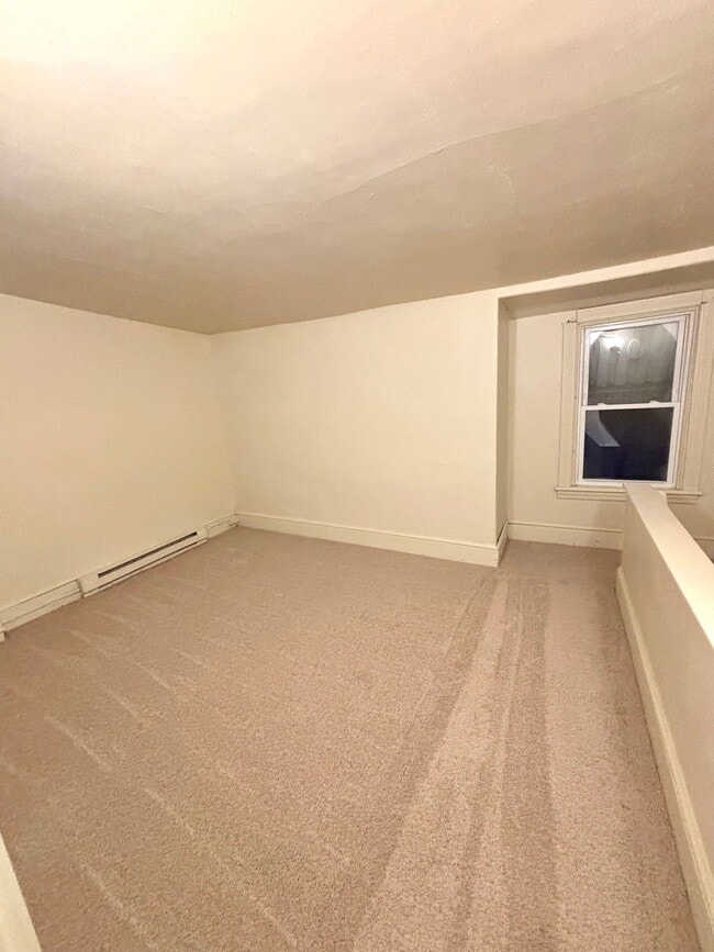 Building Photo - 1008 Marshall Ave