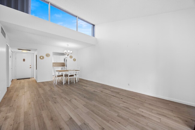 Building Photo - 2671 Boundbrook Blvd