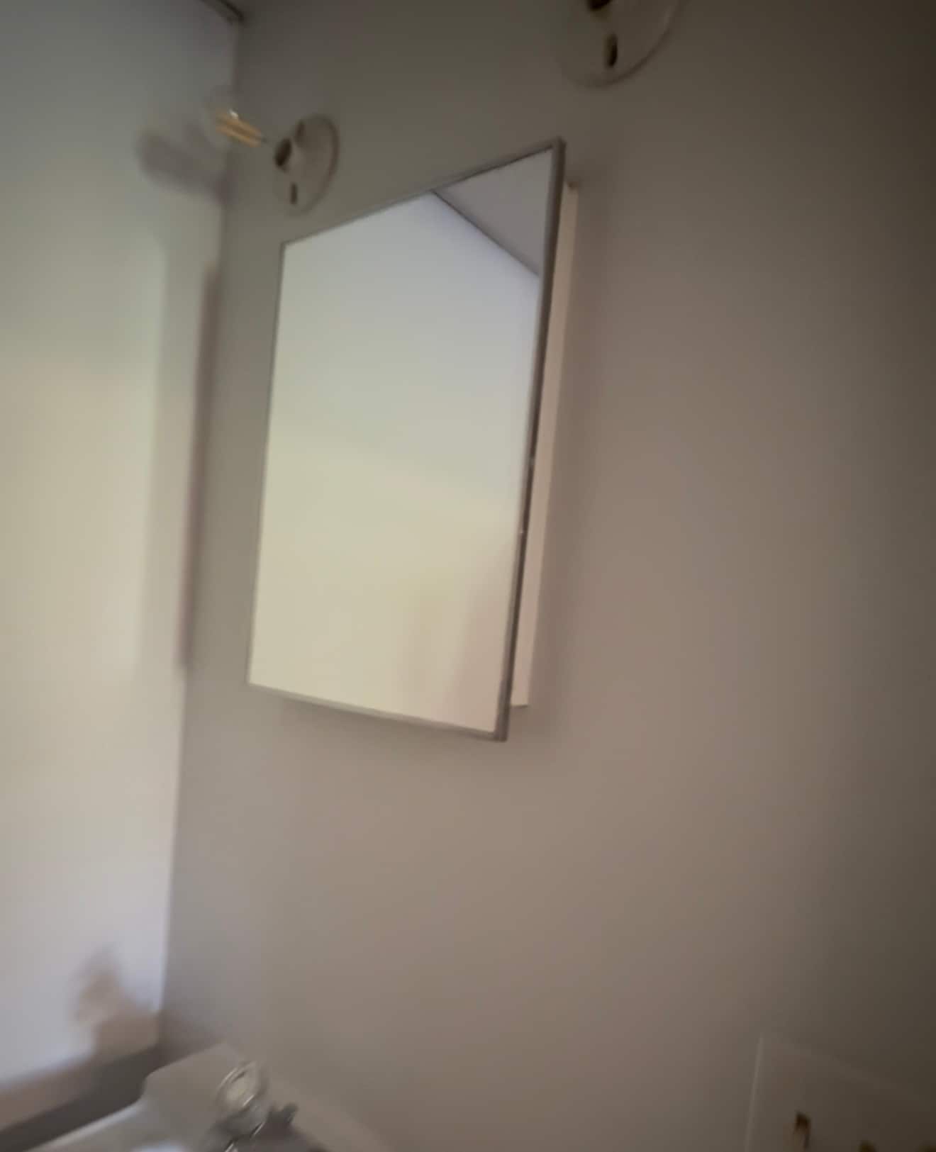 Building Photo - 1048 Danby Rd