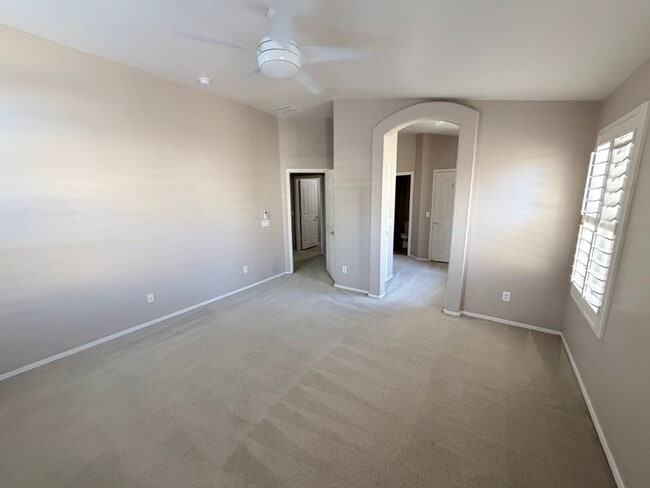 Building Photo - 412 E Jasper Dr