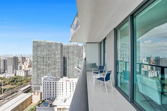 Building Photo - 1300 S Miami Ave