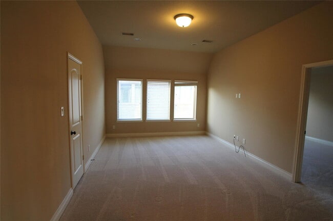 Building Photo - Biscayne Lake Drive, Pearland, TX 77584 - 4 BR 3.5 BA single-family home