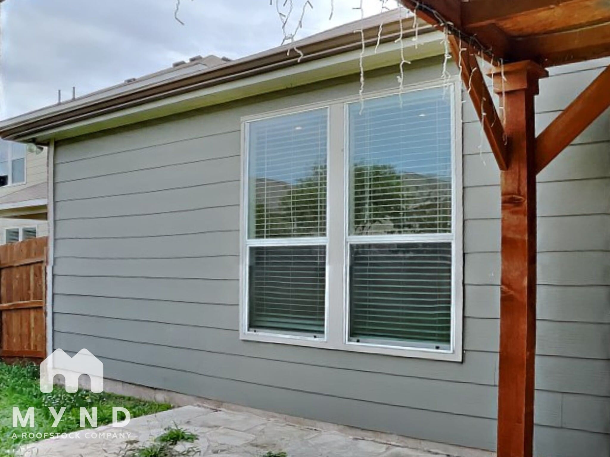 Building Photo - 300 Golden Butterfly Dr