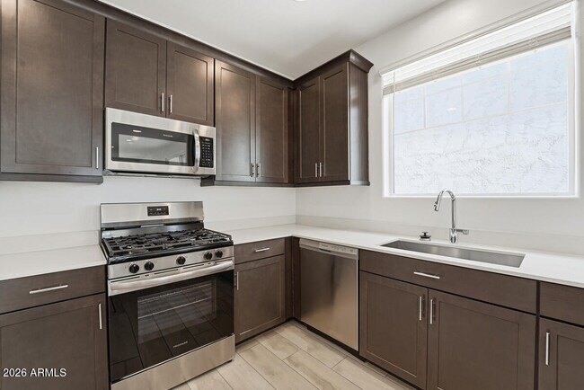 Building Photo - 8336 E Peterson Ave