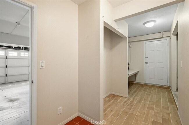 Building Photo - 7169 Castle Peak Dr