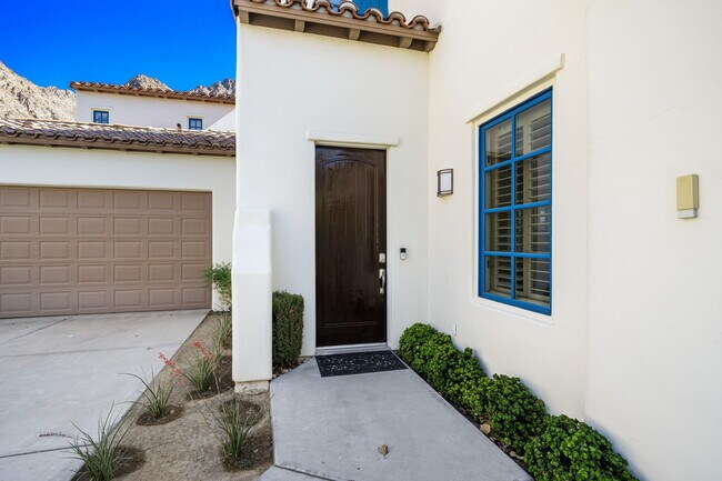 Building Photo - 48416 Legacy Dr