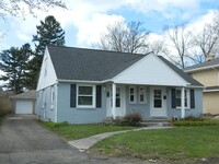 Building Photo - 1046 Grace St