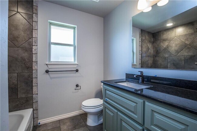 Building Photo - 2801 Cypress Springs Blvd