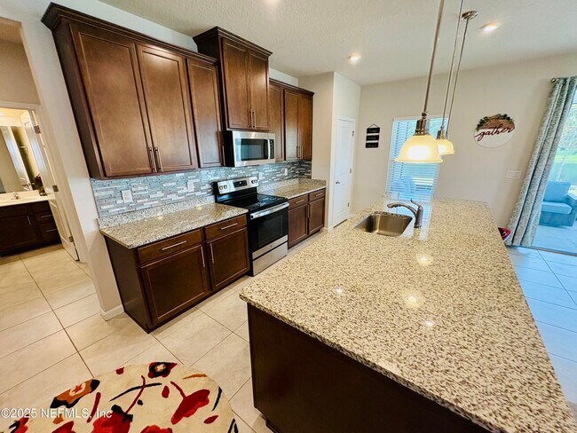 Building Photo - 11303 Streamsong Dr