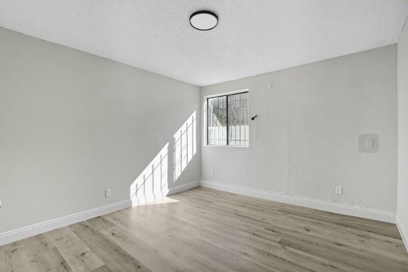 Building Photo - 4710 St Elmo Dr