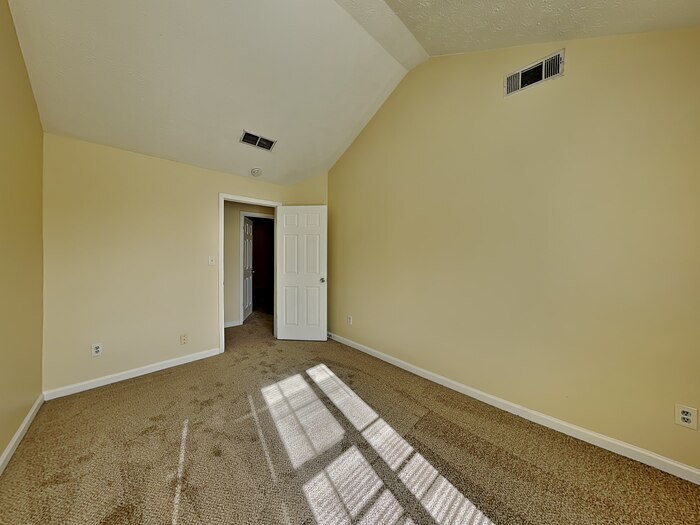 Building Photo - 2770 Field Spring Dr