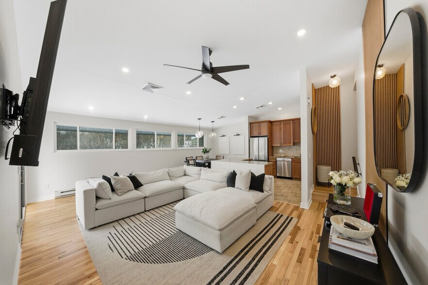 Building Photo - 160 Overlook Dr