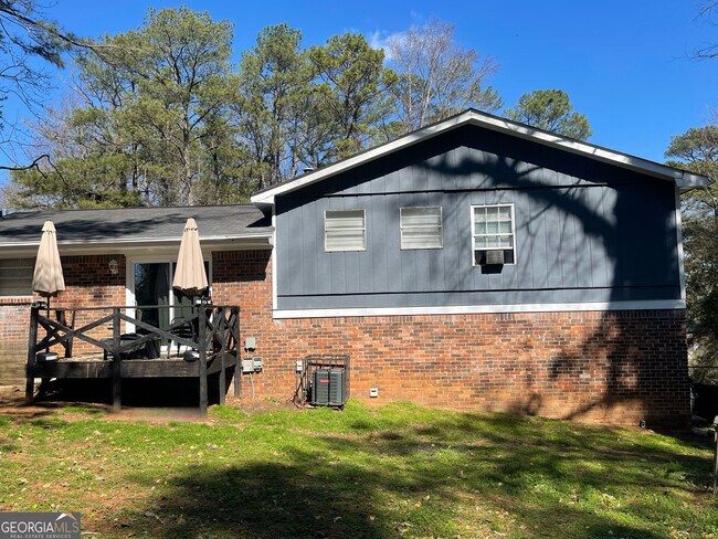 Building Photo - 6973 Kimberland Gardens Ln
