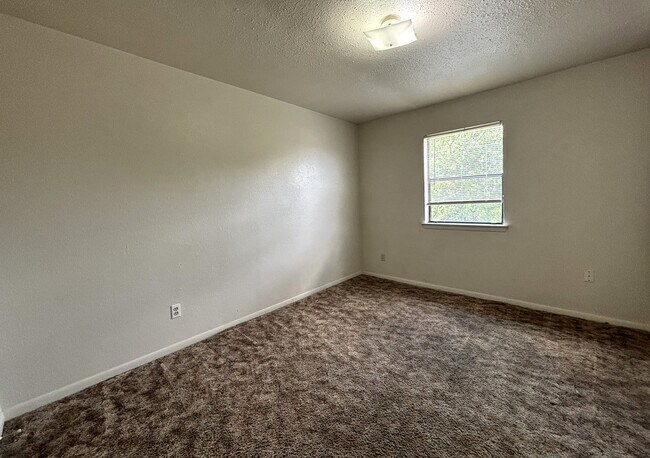 Building Photo - 305 Northern Dove Ln