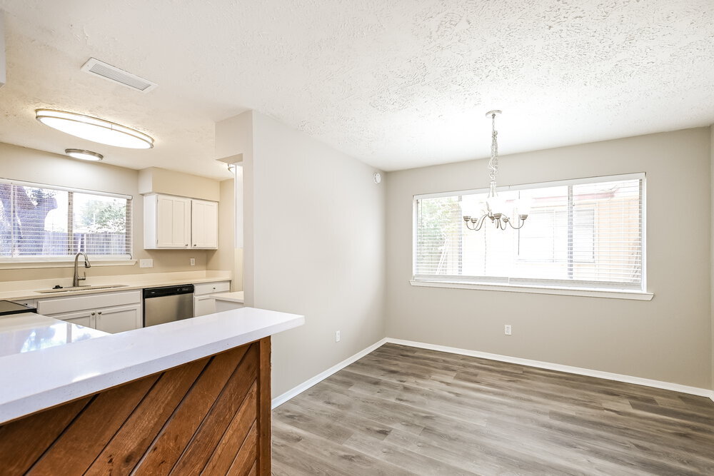 Building Photo - 7411 Skylight Ln