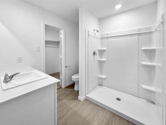 Building Photo - 31456 Moore Rd