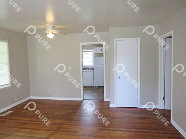 Building Photo - 3110 Leftwich St NW