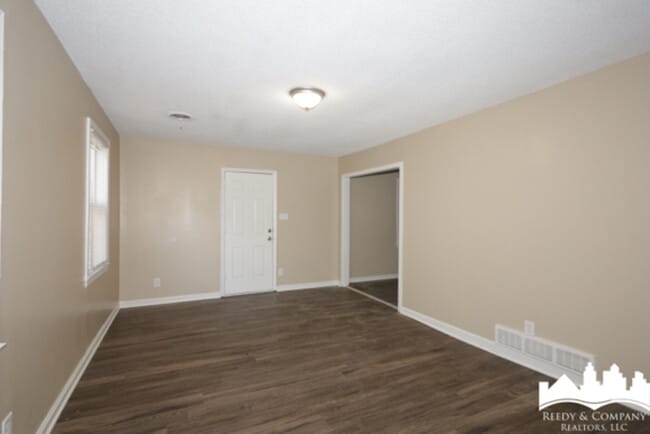 Building Photo - 2968 Tudor St