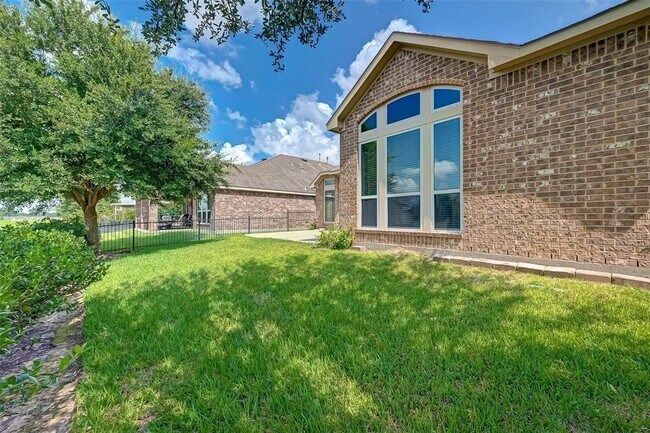 Building Photo - 26243 Crystal Cove Ln