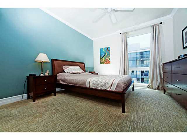 Building Photo - 1225 Island Ave