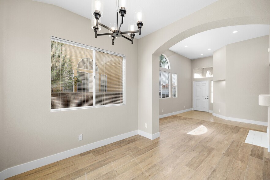 Building Photo - 40152 Valeriana Ct