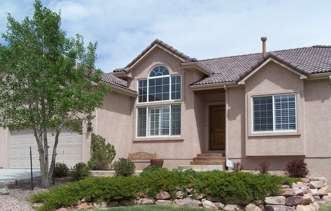 Building Photo - 2361 Craycroft Dr